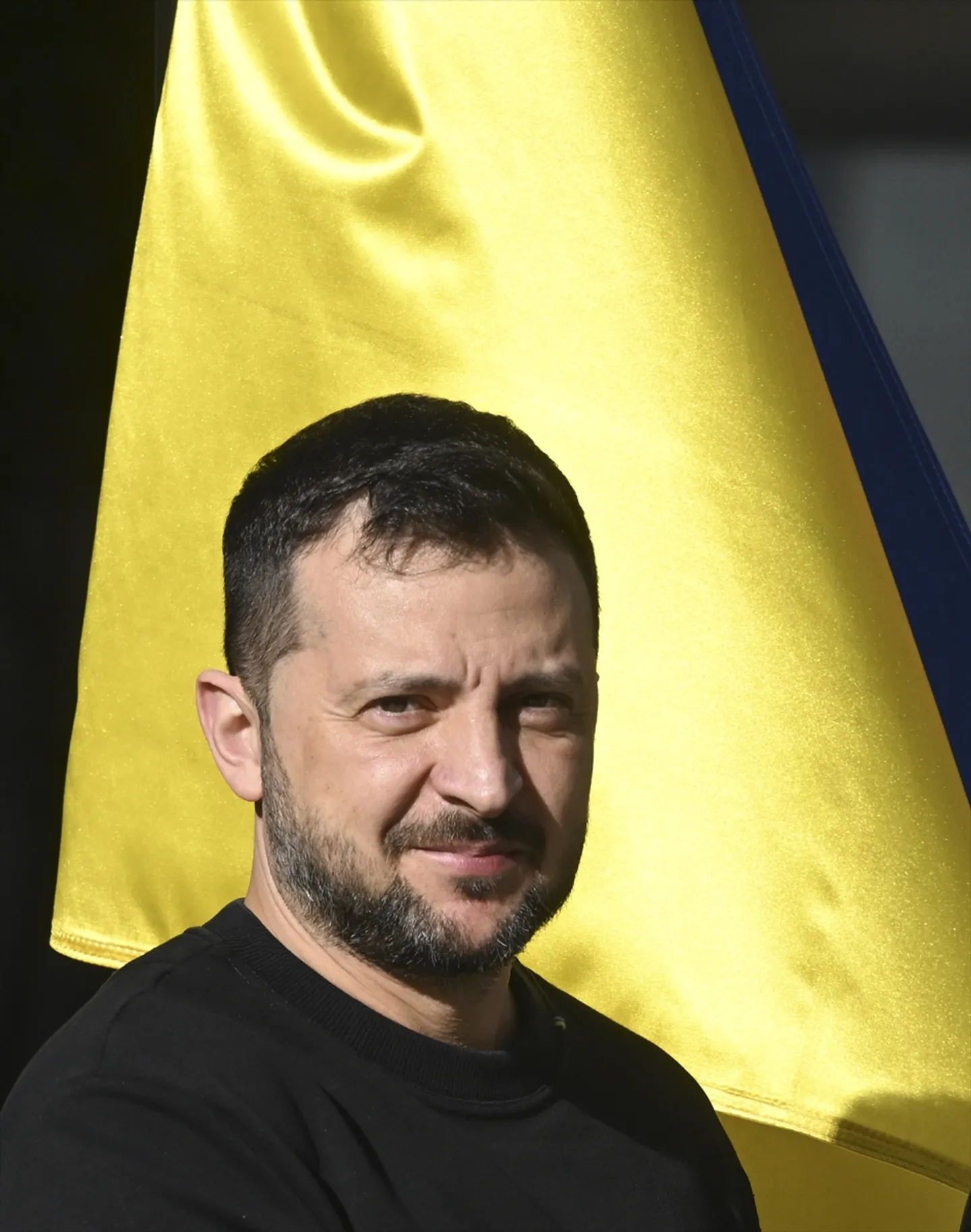 "Kiyev Rusiya kontrole astında bulğan cirlärne diplomatik yullar belän kire alırğa teli"