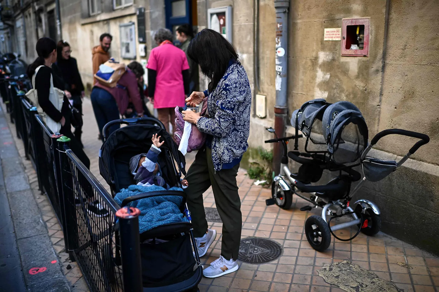 Le taux de pauvreté atteint un niveau record en France