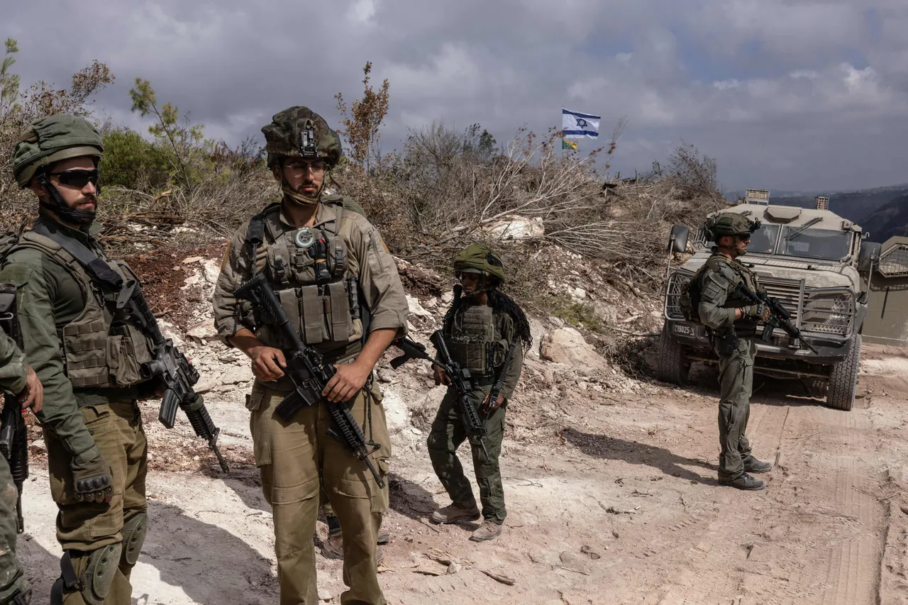 ישראל מתכוננת לפלישה יבשתית ללבנון בעוד בירות מסיגה את כוחותיה מהגבול