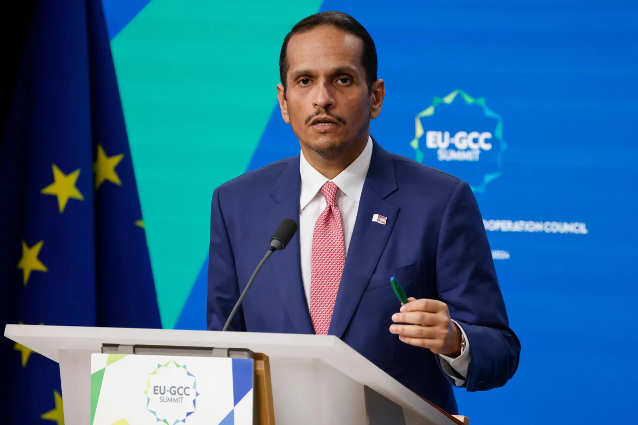Bezoekende premier van Qatar belooft Syrië te helpen infrastructuur te herstellen