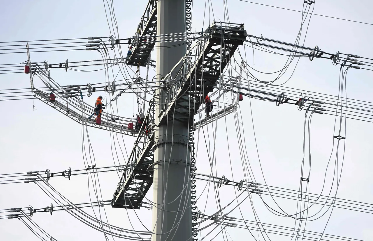 ΔΟΕ: Τα κέντρα δεδομένων με τεχνητή νοημοσύνη θα χρησιμοποιούν διπλάσια ενέργεια έως το 2030