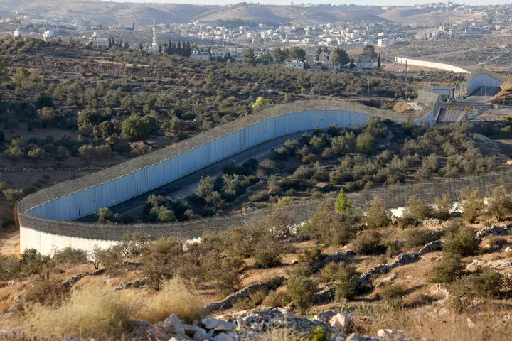 Cisjordanie occupée: 58 ans de confiscations, lois et faits accomplis