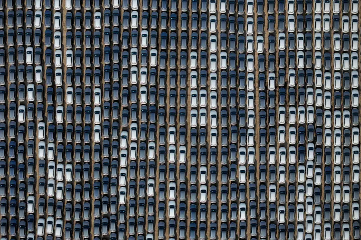 Trump announces 25% US tariffs on EU cars, says bloc failed to comply with trade deal