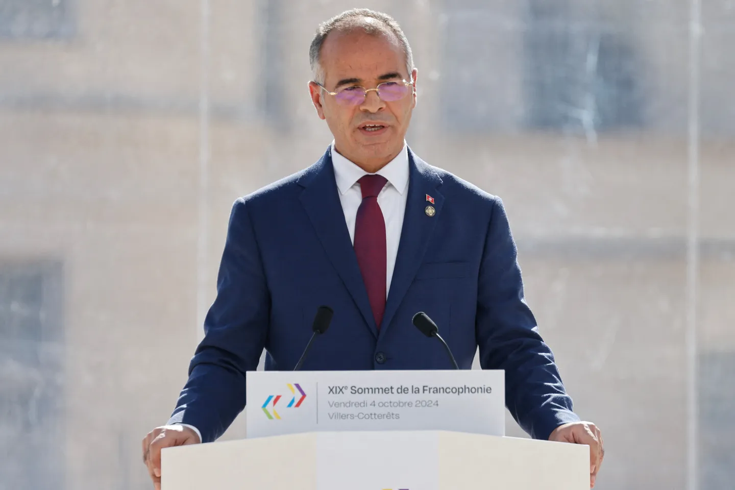 Presiden Tunisia memecat perdana menteri