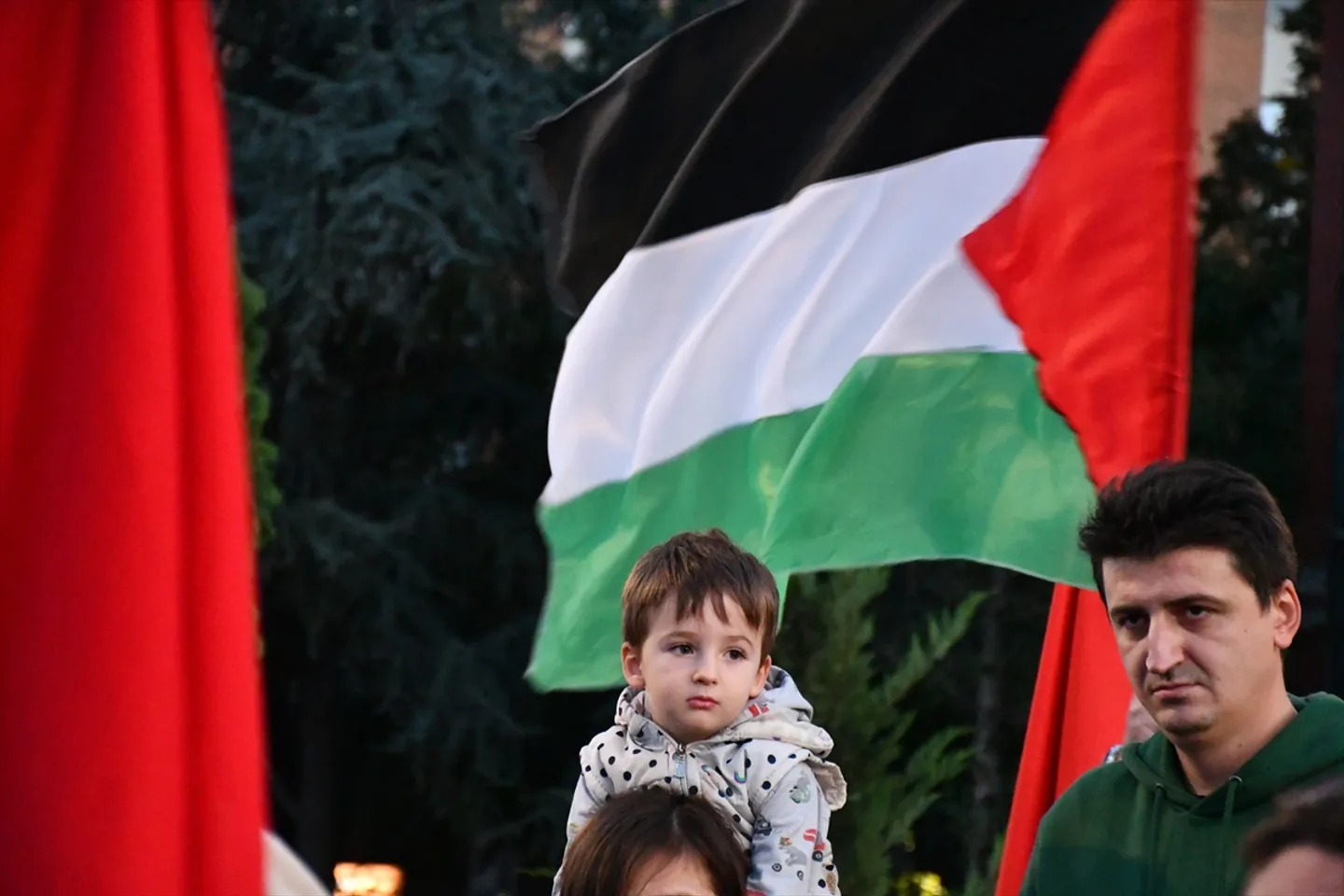 “Yılğadan diñgezgä Fälästin irekle bulaçaq” ğıybaräse närsäne añlata?