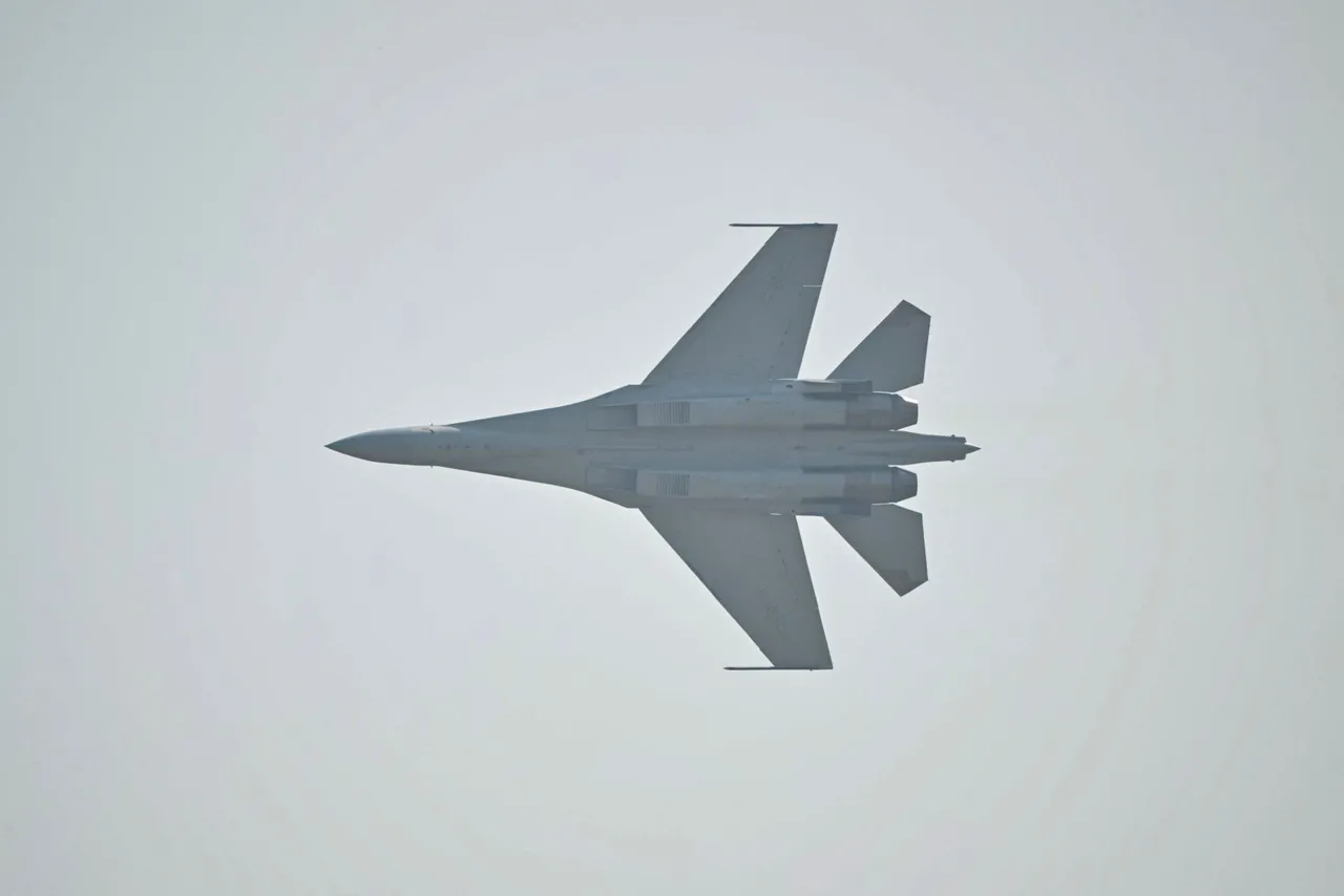 일본과 중국, 전투기 교전에 대한 상반된 주장 제기