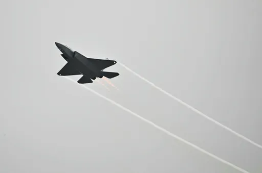 일본, 전투기 교전 관련 중국의 '간섭' 주장에 반박