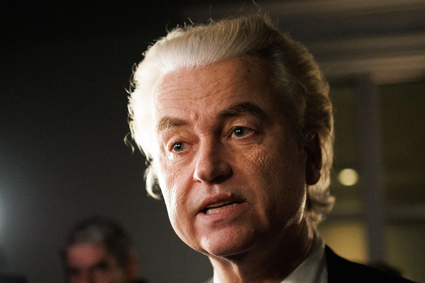 Rechtsaußen Wilders fordert Asyl-Stopp und droht mit Aus von Kabinett