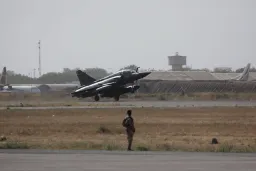 L'armée française a restitué ses deux dernières bases militaires au Sénégal