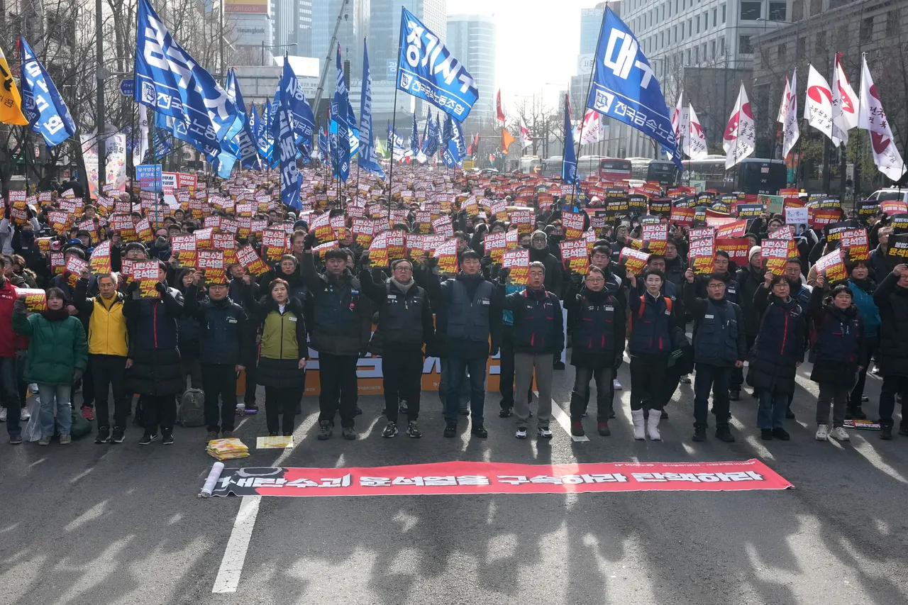 S Korean army chief dismissed over role in failed martial law declaration