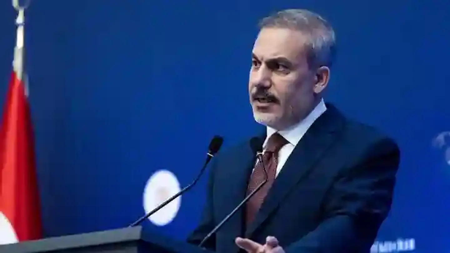 Nuevo gobierno sirio no reconocerá a terroristas de PKK/YPG: ministro Fidan