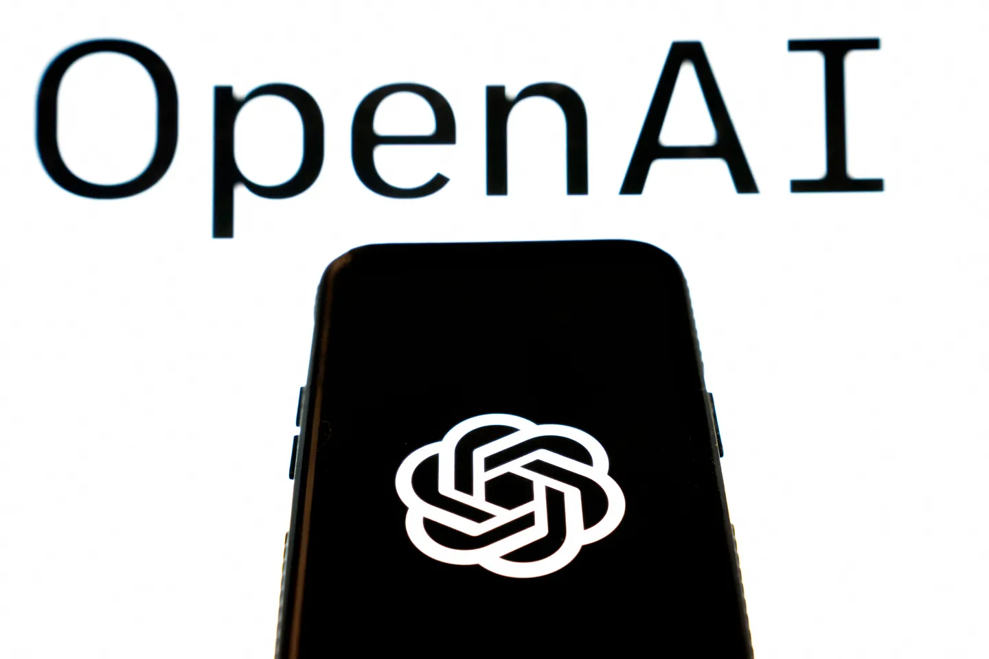 آیا معاملات OpenAI (اوپنایآی) با شرکتهای رسانهیی میتواند سبب اشتباه ژورنالیستان شود؟
