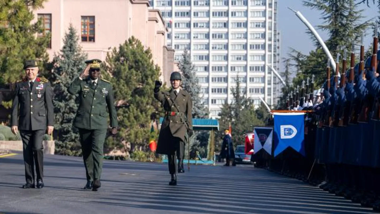 سېنېگال باش شىتاب باشلىقى ئەنقەرەدە