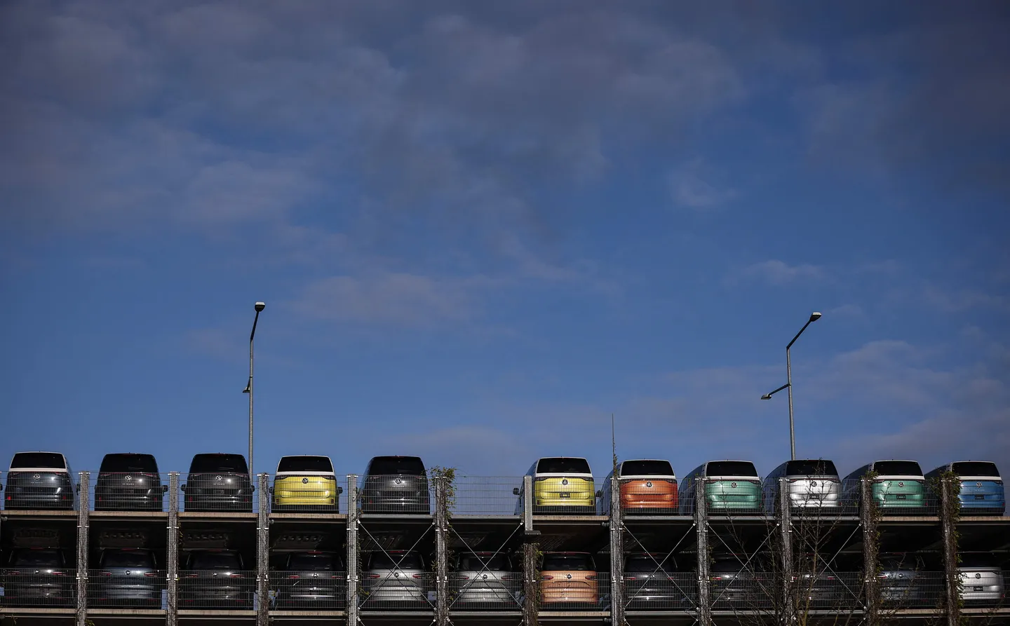 Analyse: Deutsche Autobauer mit niedrigstem Quartalsgewinn seit 2009