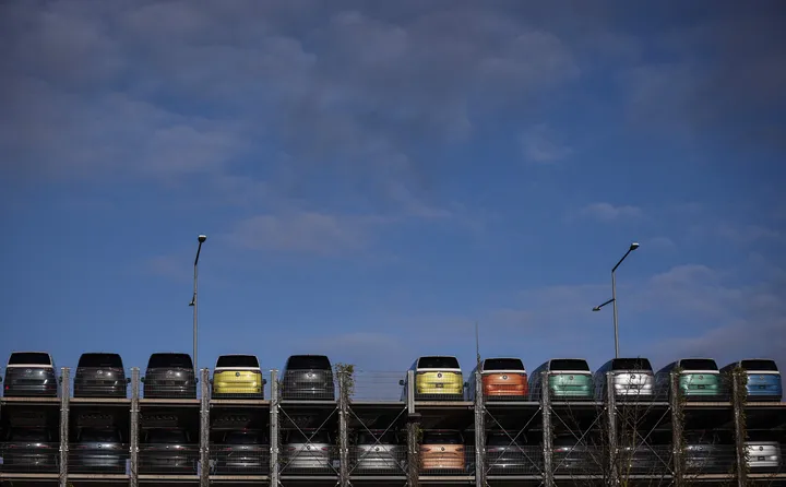 Analyse: Deutsche Autobauer mit niedrigstem Quartalsgewinn seit 2009