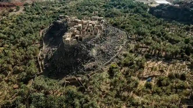 په سعودي عربستان کې د نخلستان څلور زره کلن لرغونی ښار موندل شوی دی