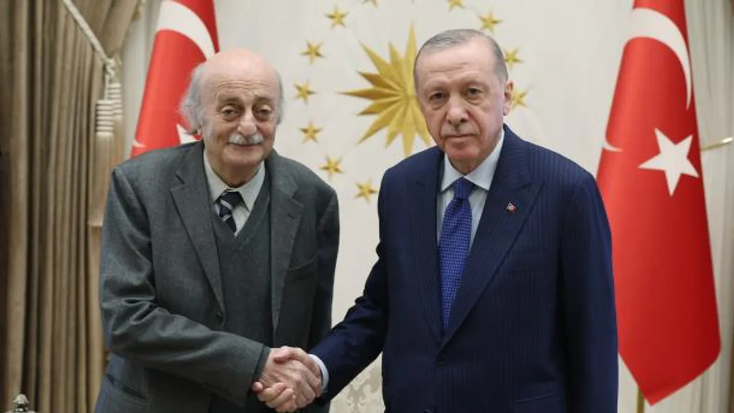 ئەردوغان جانبولاتنى قوبۇل قىلدى