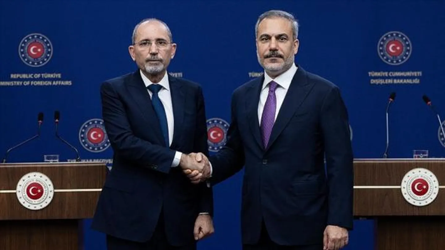 فىدان سافەدى بىلەن تېلېفونلاشتى