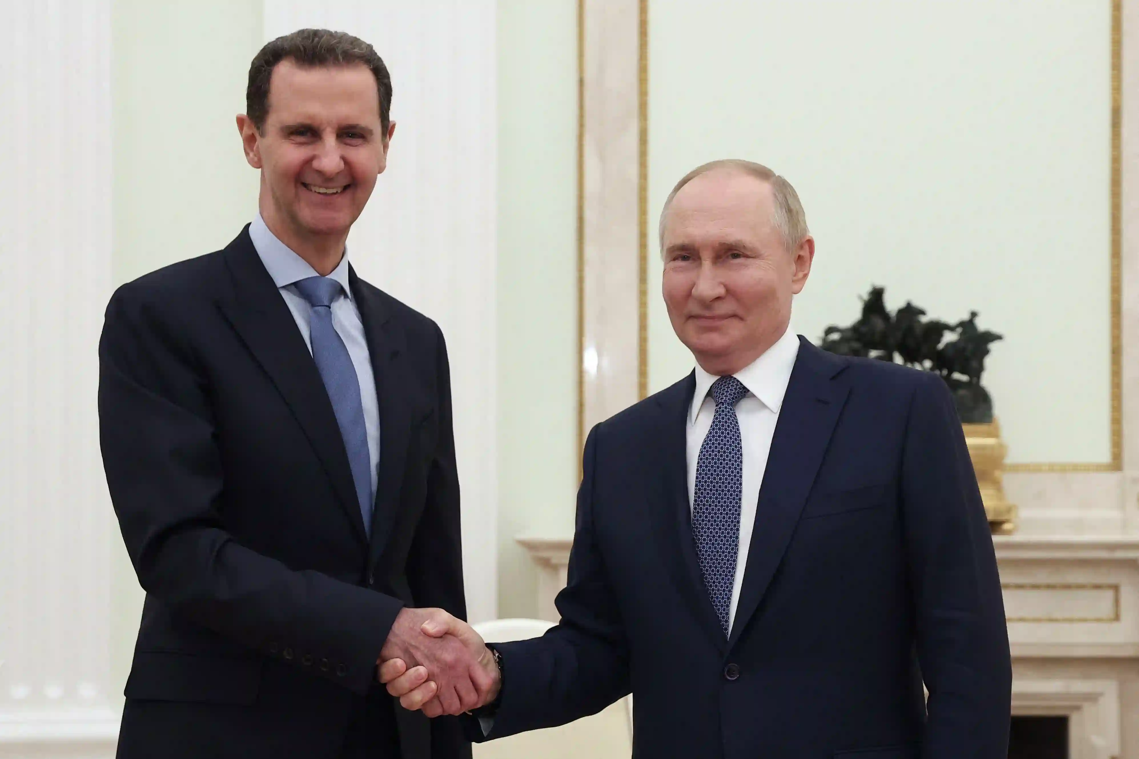 Assad parti, quel avenir pour les bases russes?