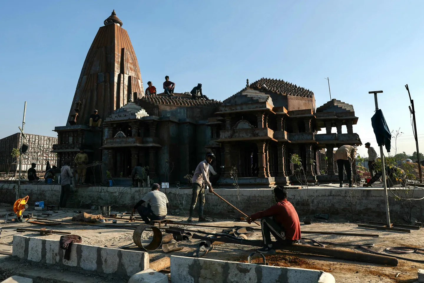 Hindstanda tarixi mäçetlär cimerelä