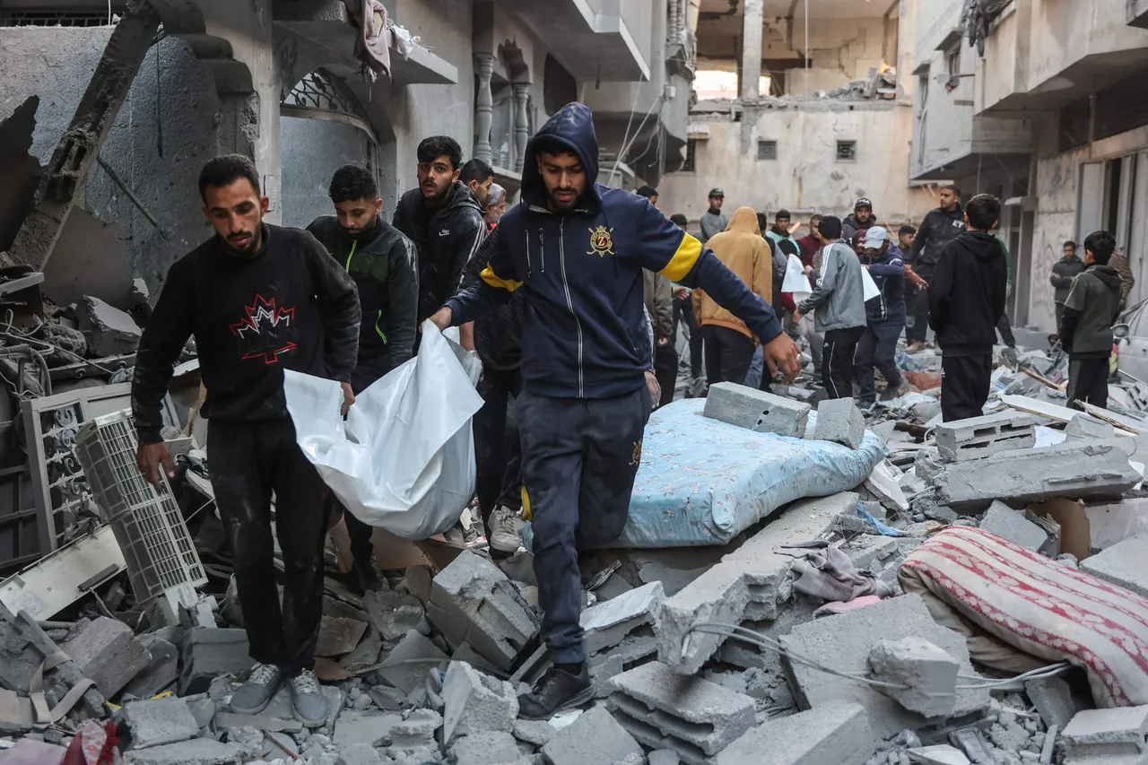 کشتار ۲۵ نفر در غزه و تداوم نقض آتش‌بس در لبنان توسط اسرائیل