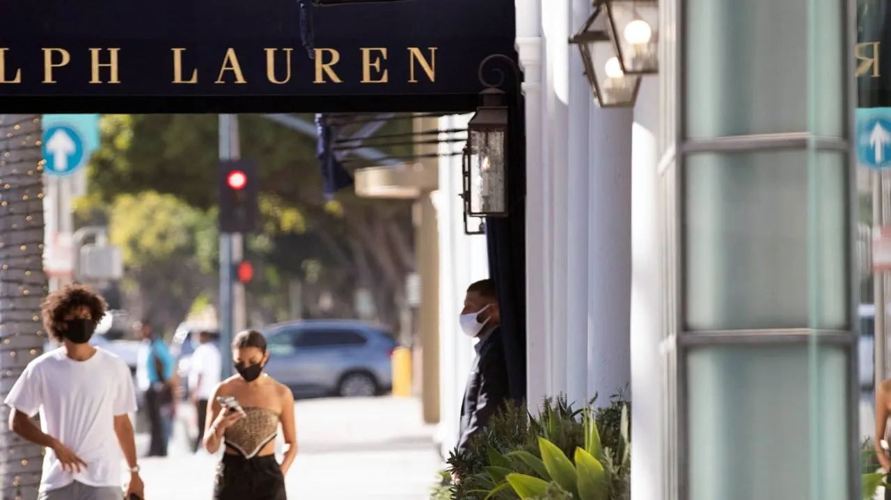 "Roubo cultural": Moda de luxo apropria-se da cultura das comunidades indígenas