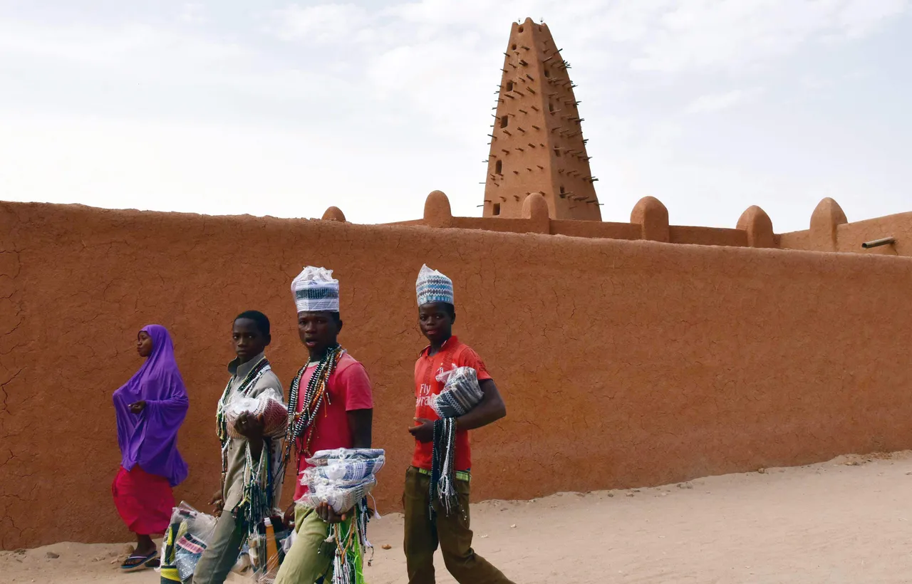 トルコ、ニジェールのモスクでの「凶悪な攻撃」を非難