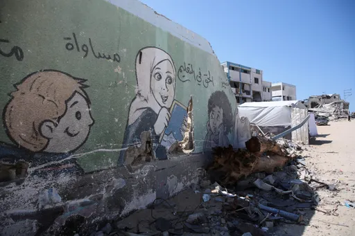 Di Gaza, perang genosida Israel merampas makanan dan pendidikan dari anak-anak Palestina