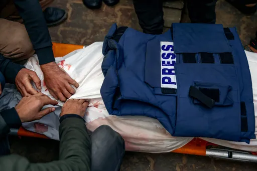 Nombrar el genocidio: el periodismo valiente de Plestia Alaqad y Rahma Zein sobre Gaza