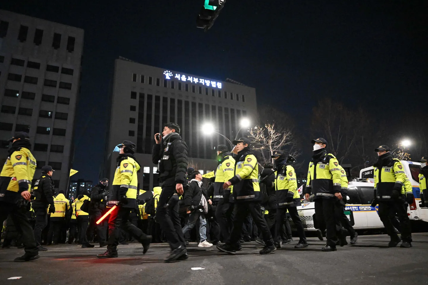 한국 경찰, 윤석열 수사 관련 대통령실 압수수색