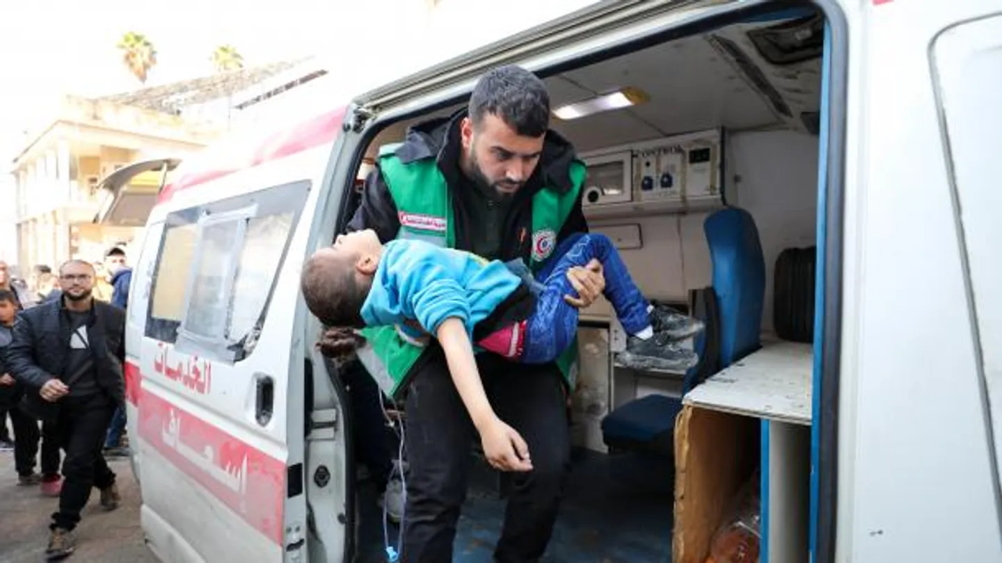 ئىسرائىلىيەنىڭ غەززەگە قارىتىلغان ھۇجۇملىرىدا نۇرغۇن پەلەستىنلىك قازا قىلدى