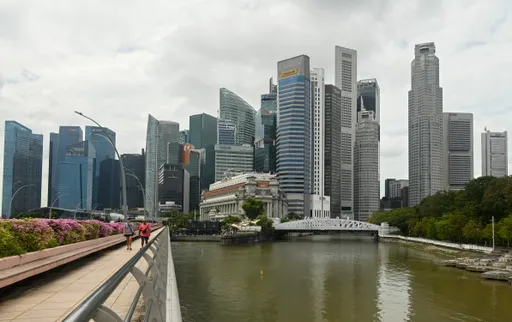 Empat syarikat komunikasi Singapura disasar kumpulan risikan siber UNC3886 pada 2025