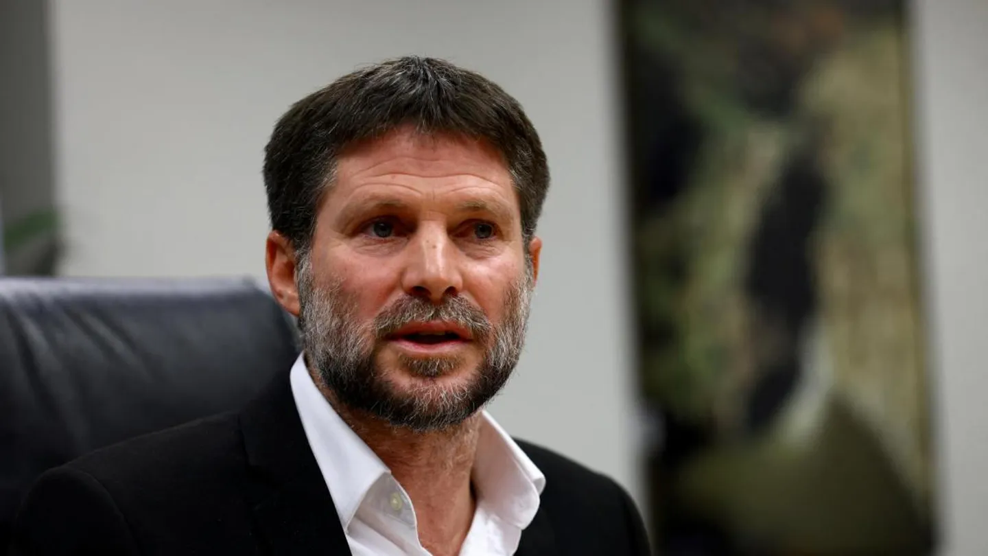 سموتريتش يكشف عن إنشاء إدارة لتهجير فلسطينيي غزة.. ويطالب مبعوث ترمب بألا يتحدث باسم تل أبيب