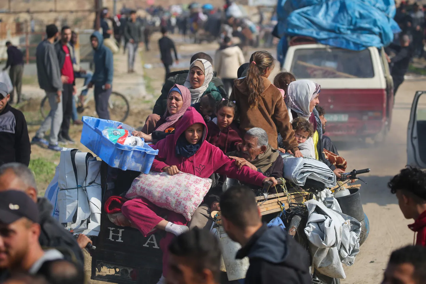 Far-righters go ballistic as French court grants refugee status to anyone from Gaza