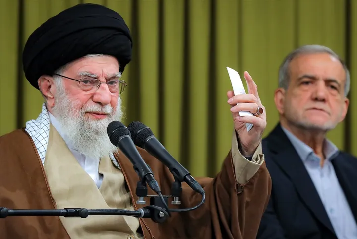 Hamaneý ABŞ hüjüm eden halatynda, sebitleýin urşuň ýüze çykyp biljekdigi barada duýduryş berdi