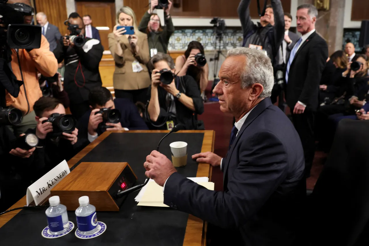 「私は安全性を支持する」 ロバート・F・ケネディ・ジュニア氏、上院公聴会で自身の姿勢を擁護