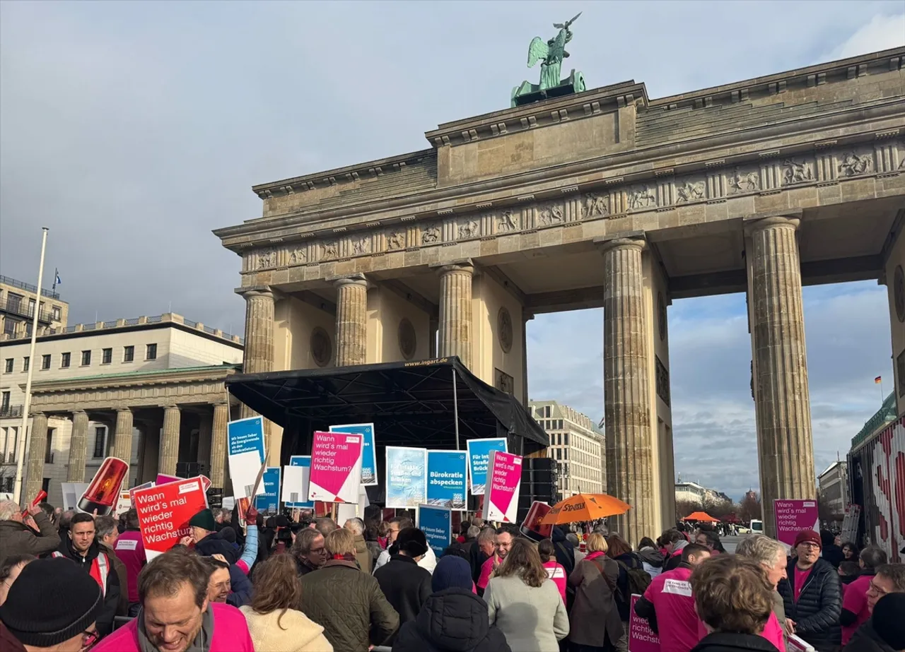 Bir mahallar güýçli bolan Germaniýanyň ykdysadyýeti üýtgeýän dünýäde näme sebäpli kynçylyk çekýär?