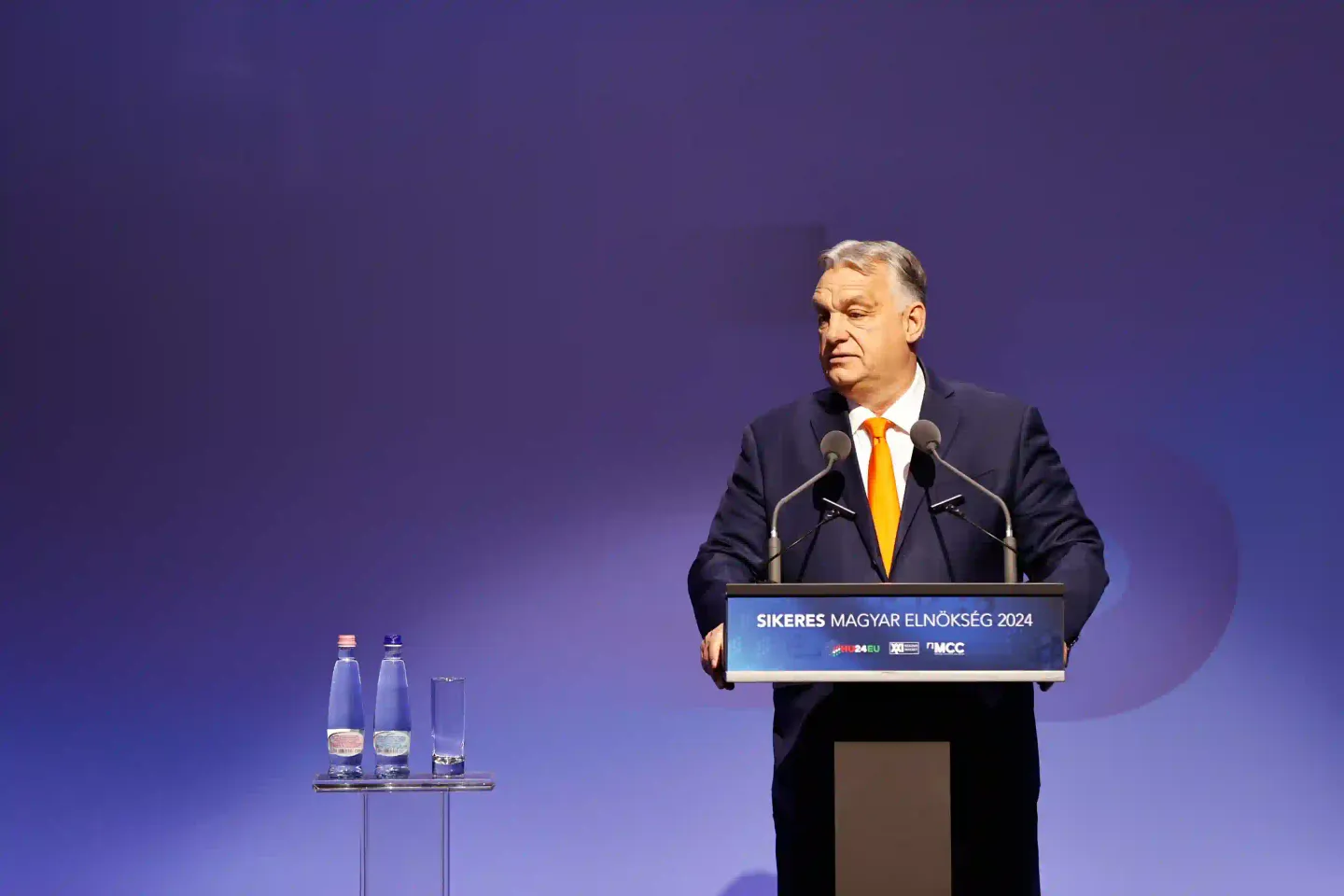 Hungary warns EU sanctions at risk over Ukraine gas blockade