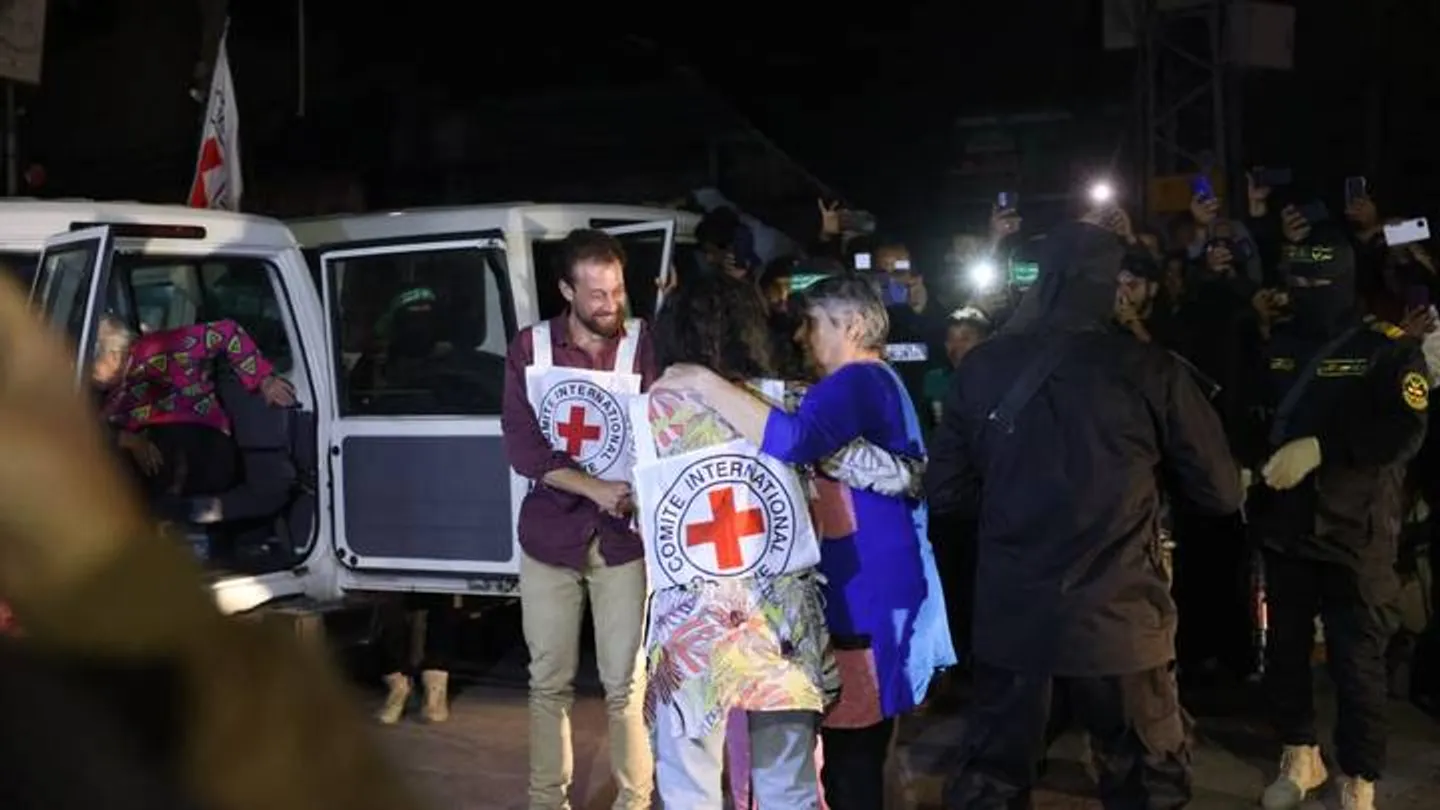 موافقة حماس على مقترح ويتكوف شرط لإنهاء الحرب ومقترح إسرائيلي بتبادل أسرى مقابل هدنة 50 يوماً