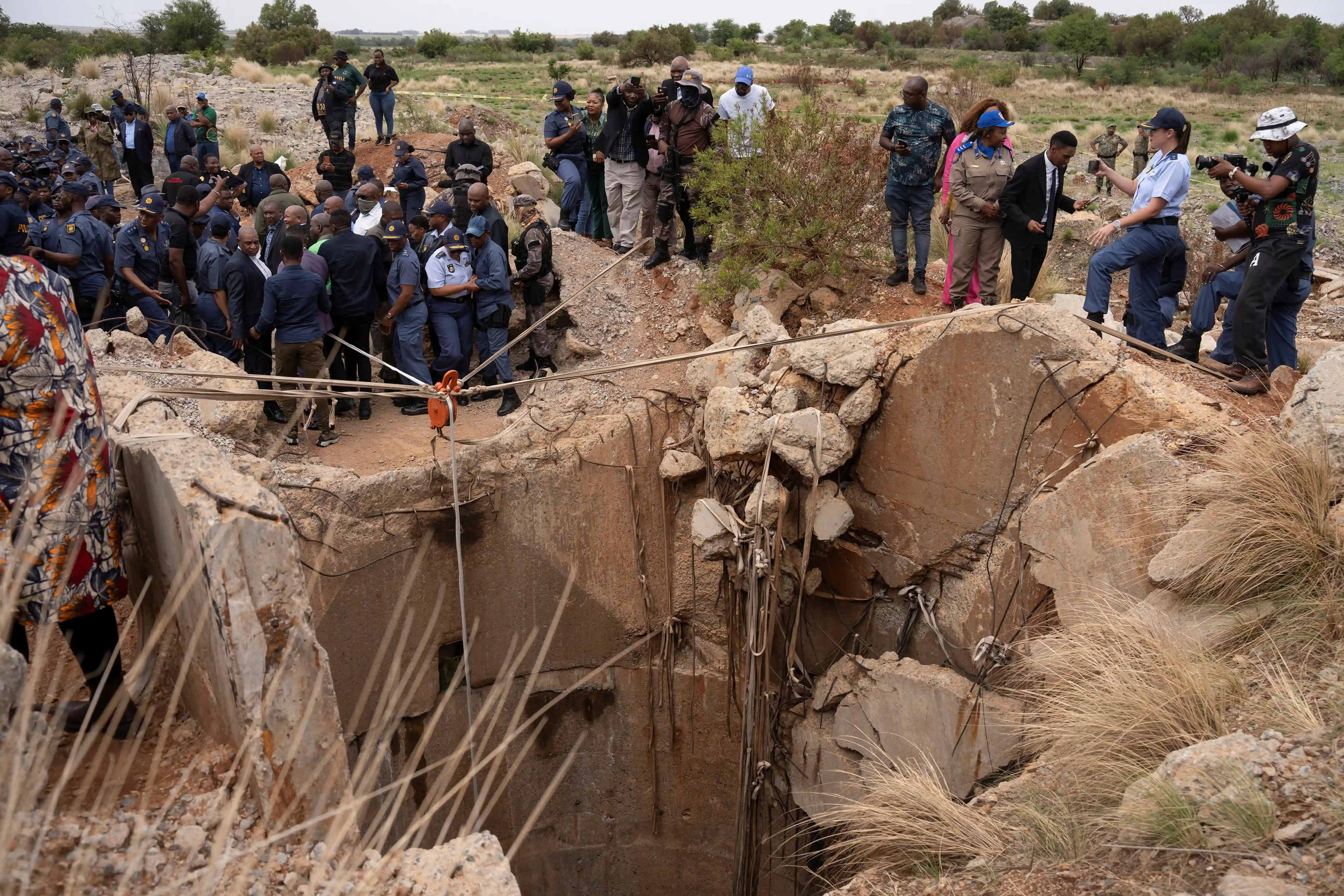 South Africa 'illegal' miners forced to work by gangs: Rescued miners