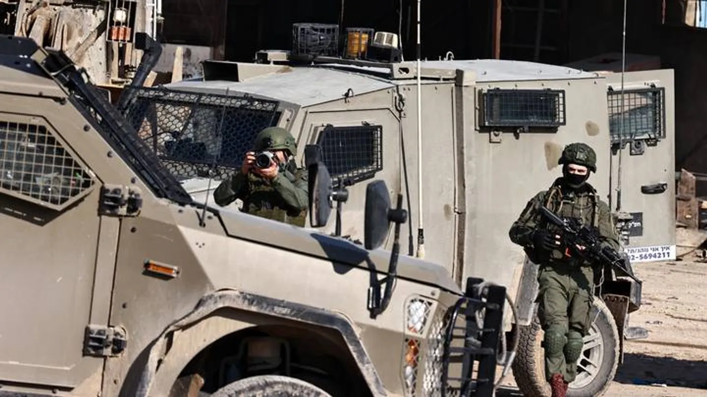 استشهاد فلسطيني بالضفة.. و9500 أسير فلسطيني بسجون الاحتلال يواجهون الإبادة عشية عيد الفطر