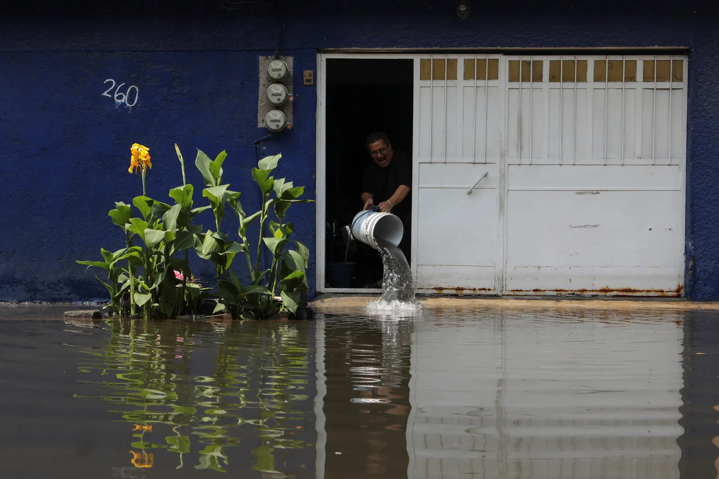 Përmbytje të mëdha në Meksikën qendrore, të paktën 42 të vdekur dhe 27 të zhdukur