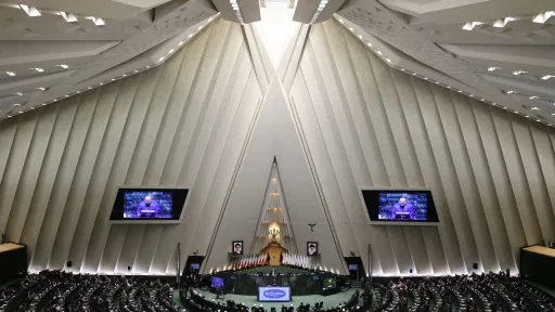 ایران قانون تشدید مجازات جاسوسی و ساماندهی پهپادها را تصویب کرد