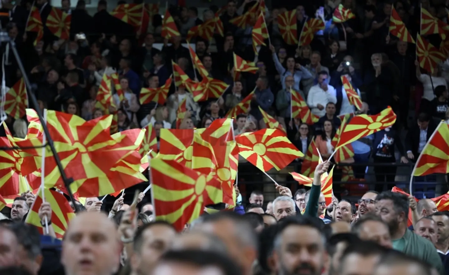 Последни седум дена од изборната кампања, партиите со ветувања за подобар живот на граѓаните