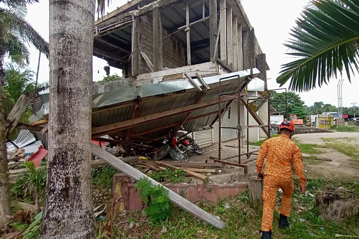 Tërmet i fuqishëm me magnitudë 6,2 godet jugun e Filipineve