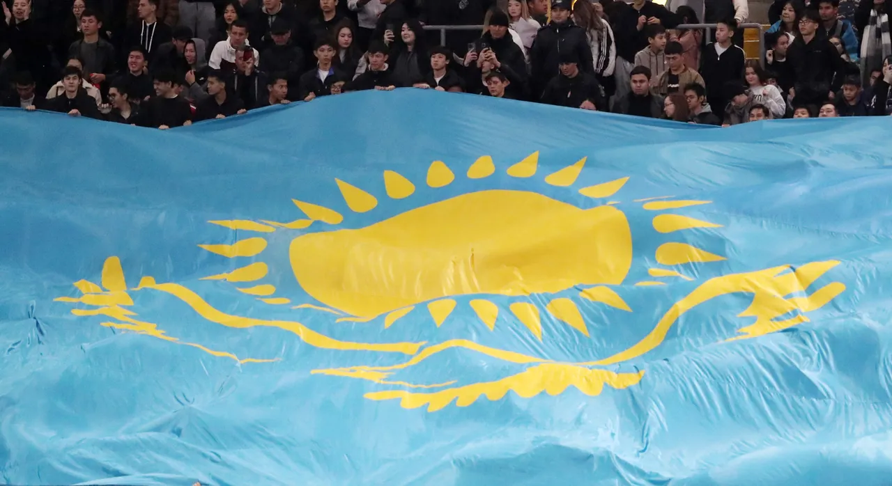 Поддержат ли казахи переименование парламента в Курултай?