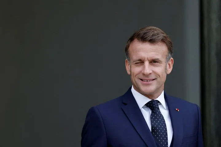 Macron, le monarque républicain qui vacille