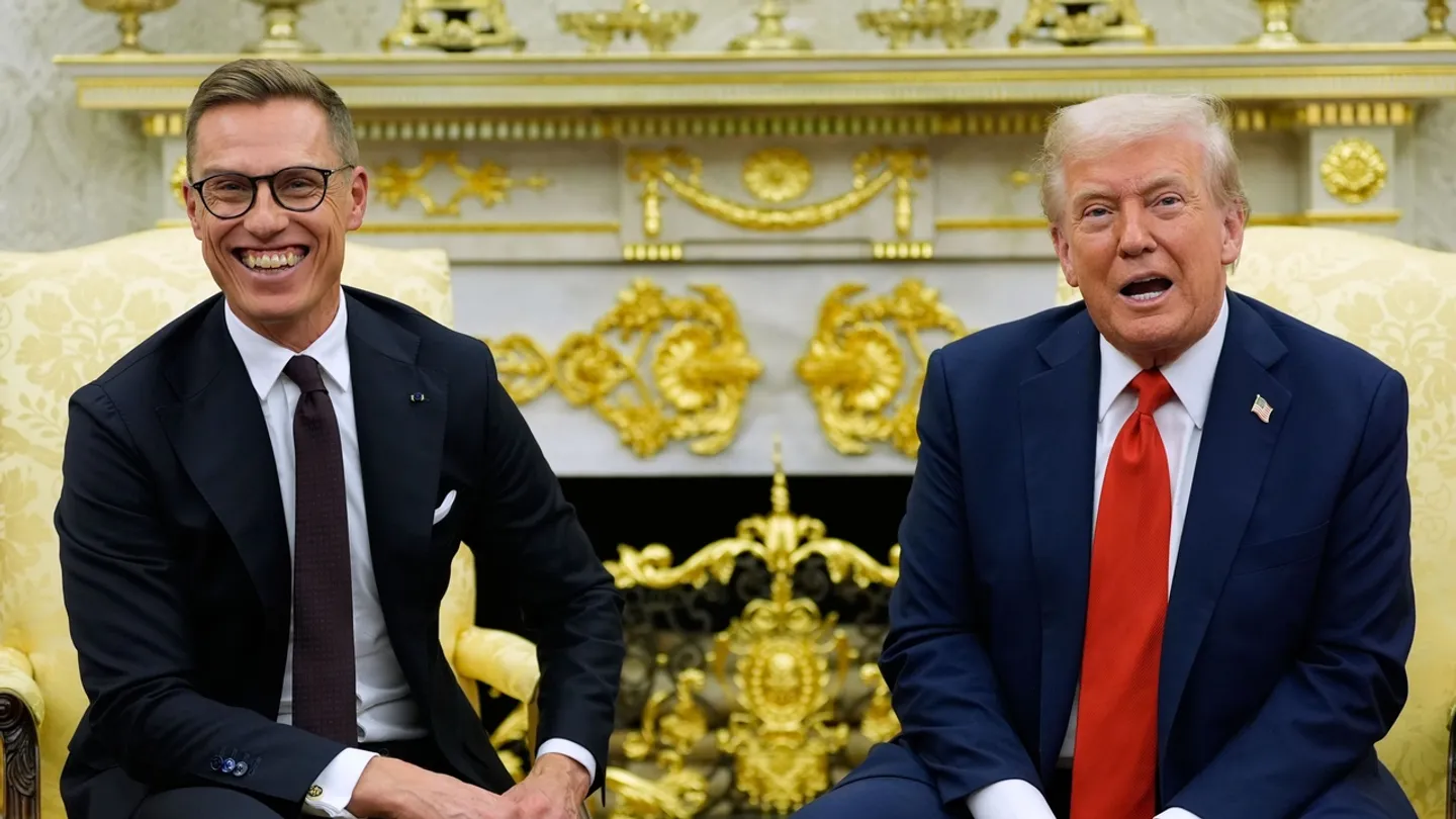 Трамп: “АҚШ Украина келісімі үшін қысымды күшейтуде”