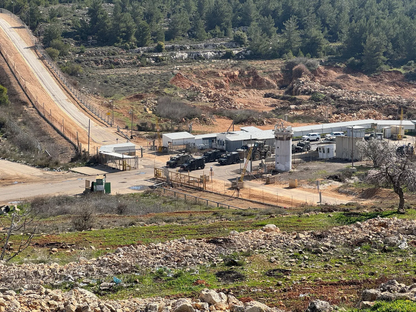 Israel abusing Palestinian prisoners ahead of their release under deal with Hamas, video shows