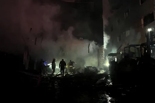 قتيل و7 جرحى في غارات إسرائيلية على جنوبي لبنان.. والرئيس عون يصفها بـ"العدوان السافر"